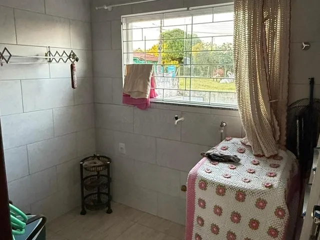 Imagem 16: Casa À Venda em Garopaba-Sc, Bairro Grama: 3 Quartos, 1 Banheiro, 3 Vagas de Garagem, 117 M² de Área. Confira!