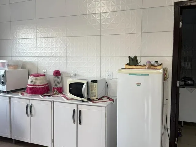 Imagem 8: Casa À Venda em Garopaba-Sc, Bairro Grama: 3 Quartos, 1 Banheiro, 3 Vagas de Garagem, 117 M² de Área. Confira!