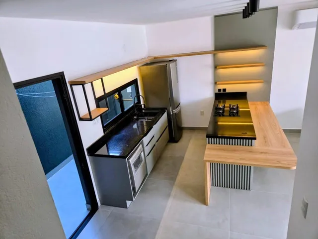 Imagem 13: Casa À Venda em Garopaba-Sc, Bairro Quinta dos Açores: 3 Quartos, 1 Suíte, 1 Sala, 3 Banheiros, Garagem e 106,52 M²