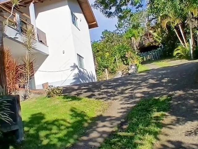 Imagem 11: Casa da Montanha na Praia da Gamboa, com Vista Privilegiada para o Mar