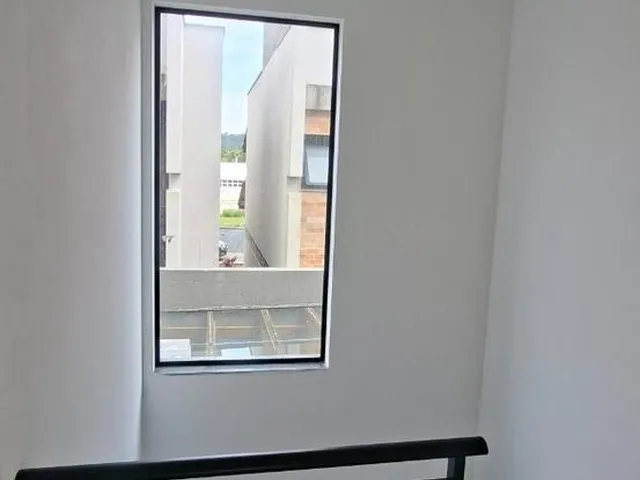 Imagem 9: Sobrado À Venda em Garopaba-Sc: 3 Quartos, 1 Suíte, 1 Vaga de Garagem, Financiável