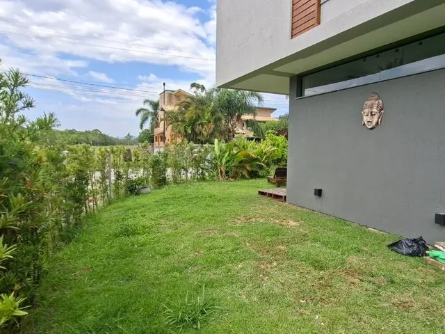 Imagem 8: Sobrado À Venda em Garopaba-Sc: 3 Quartos, 1 Suíte, 1 Vaga de Garagem, Financiável