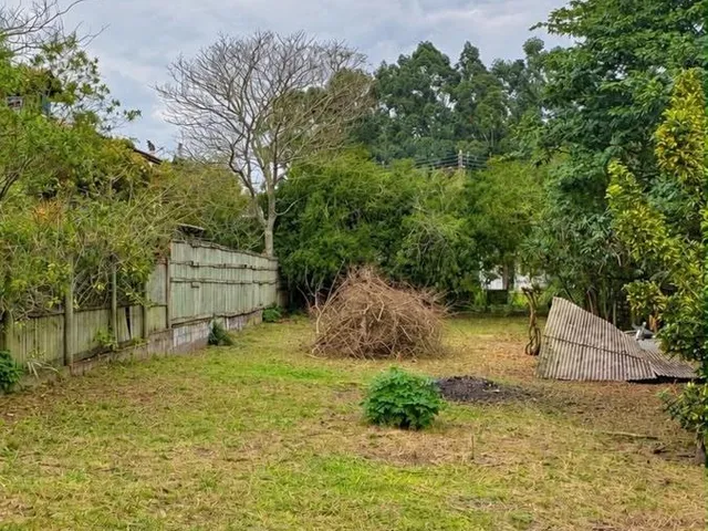 Imagem 2: Terreno de 715 M² À Venda na Praia do Rosa Excelente Oportunidade para Investir