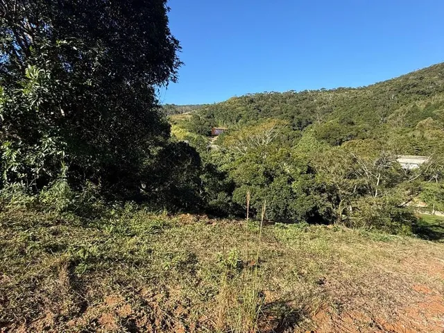 Imagem 16: 4,4 Hectares com Cachoeira Particular e Vista para as Montanhas