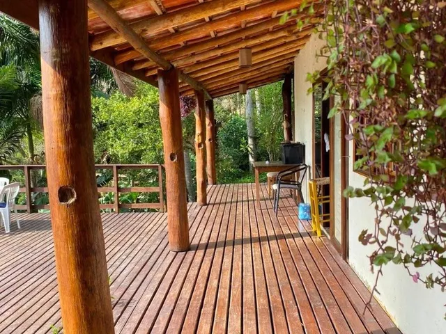 Imagem 5: Casa com Piscina e Vista para Lagoa