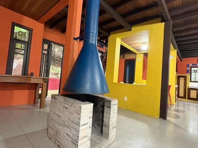 Imagem 3: Casa Exclusiva Inspirada em Bali À Beira da Lagoa 3 Suítes, Hidromassagem e Chalé Mobiliado