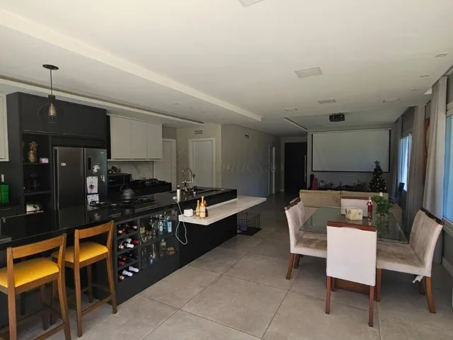 Imagem 5: Casa de Alto Padrão em Condomínio Fechado