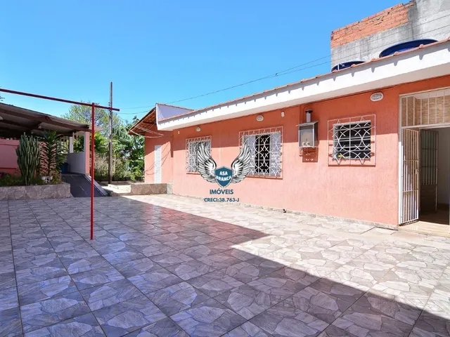 Imagem: Casa Térrea no Parque Peruche com 02 Dormitórios