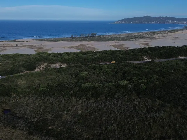 Imagem: Terreno À Venda com Vista Ao Mar e para