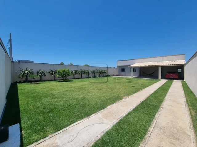 Imagem 6: Casa À Venda em Guarapari-Es, Bairro Fátima Cidade Jardim, 1 Quarto, 1 Suíte, 1 Sala, 2 Banheiros, 1 Vaga. Confira!