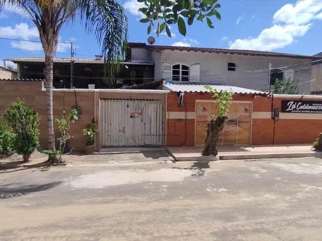 Imagem 13: Casa de 3 Quartos com Suíte e 2 Salas, 2 Vagas de Garagem na Cidade de Guarapari-Es no Bairro Itapebussu