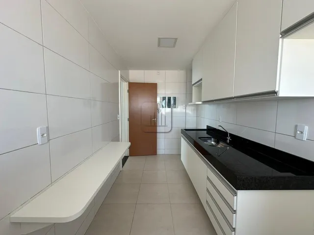 Imagem 13: Oportunidade Imperdível: Apartamento de 3 Quartos com Suíte e 2 Salas na Praia do Morro, Guarapari-Es!