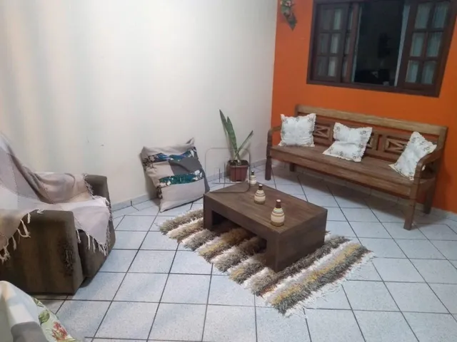 Imagem 8: Imperdível Oportunidade na Praia do Morro: Casa À Venda com 3 Quartos, 1 Suíte e 200M² em Guarapari-Es!