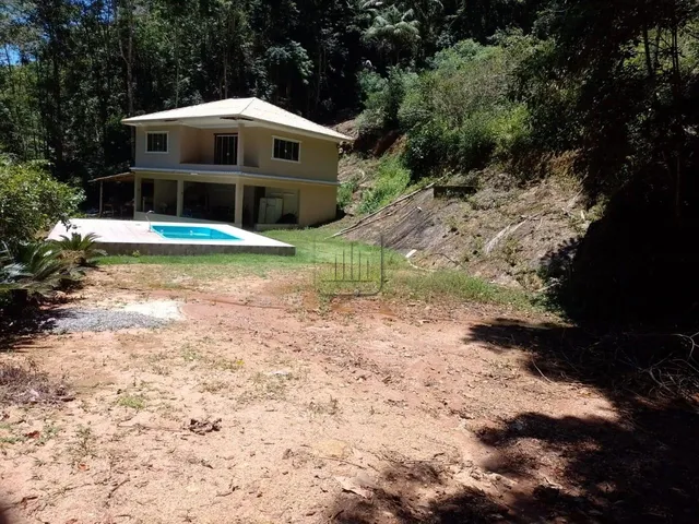 Imagem 8: Chácara À Venda em Guarapari-Es, Bairro Buenos Aires: 2 Quartos, 2 Salas, 2 Banheiros, 2 Vagas de Garagem, 200M²
