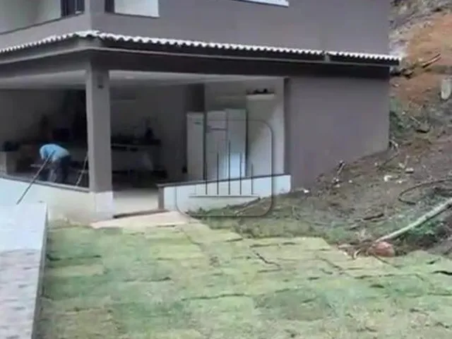 Imagem 13: Chácara À Venda em Guarapari-Es, Bairro Buenos Aires: 2 Quartos, 2 Salas, 2 Banheiros, 2 Vagas de Garagem, 200M²