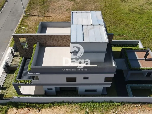 Imagem: Lindas Casas em Condomínio Próximo a Ingleses
