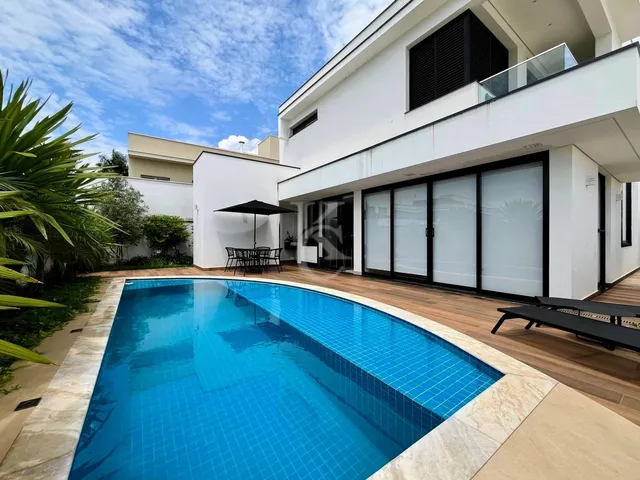 Imagem: Casa de Condomínio com Piscina no Valle