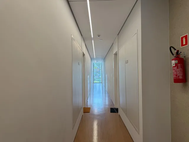 Imagem 12: Apartamento para Venda em Curitiba / Pr no Bairro Batel