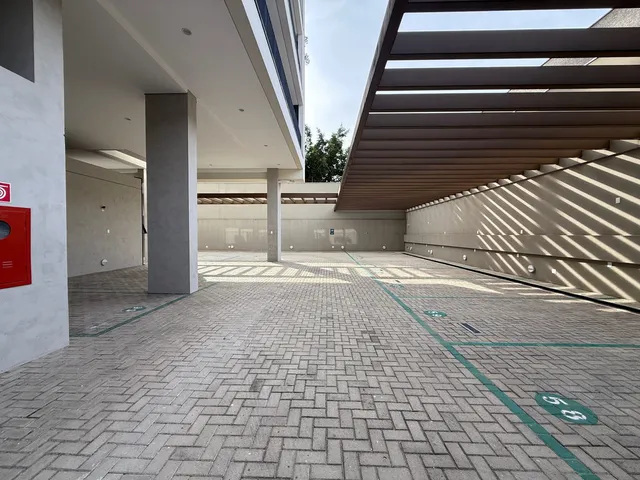 Imagem 13: Apartamento para Venda em Curitiba / Pr no Bairro Batel