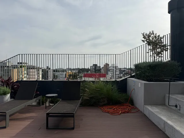 Imagem 3: Apartamento para Venda em Curitiba / Pr no Bairro Batel