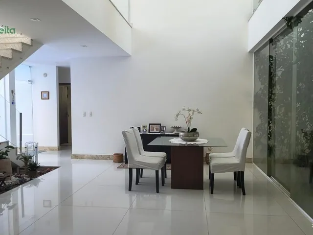 Imagem 5: Casa de Alto Padrão 5 Suítes com Piscina no Busca Vida, Abrantes