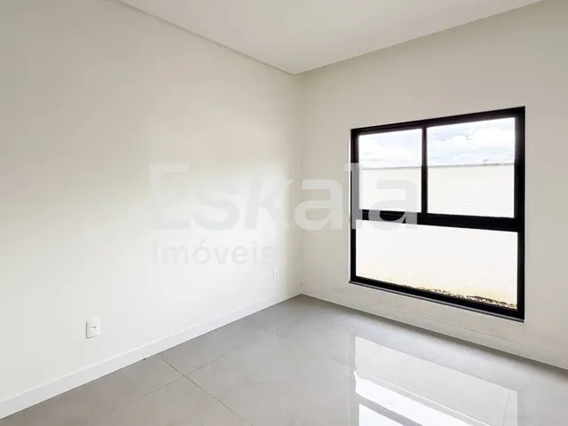 Imagem 9: Casa com 01 Suíte + 02 Quartos