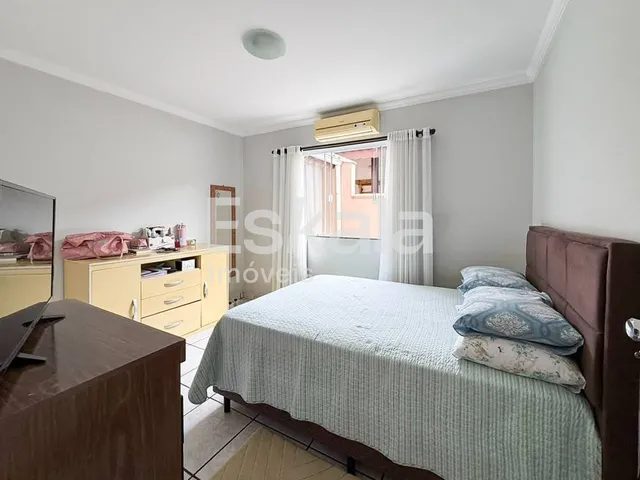 Imagem 4: Casa Semimobiliada com 330M² de Terreno