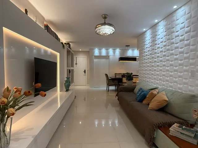 Imagem 3: Apartamento de 4 Quartos a Uma Quadra do Mar, Montado, Sol da Manhã e Andar Alto em Itapuã