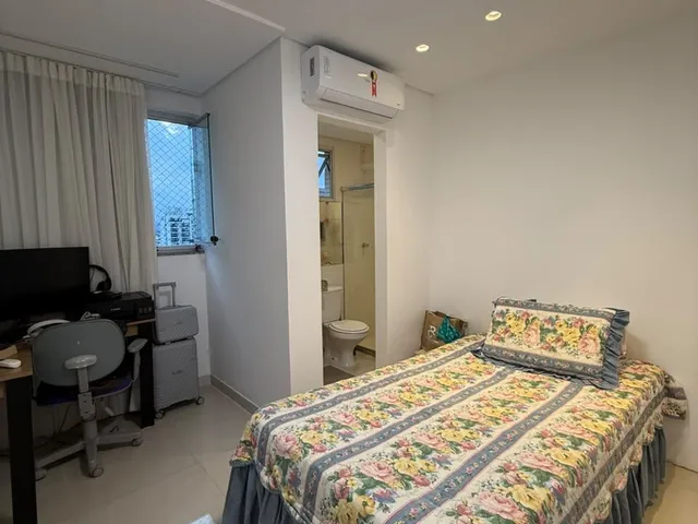 Imagem 7: Apartamento de 4 Quartos a Uma Quadra do Mar, Montado, Sol da Manhã e Andar Alto em Itapuã