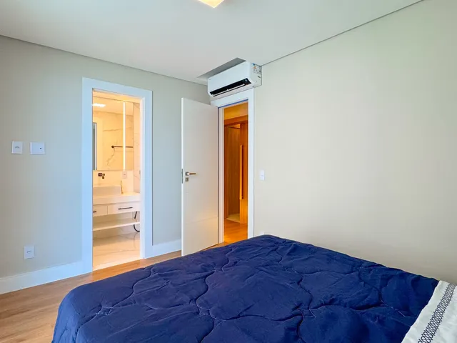 Imagem 15: Apartamento de 4 Suítes, Frente para o Mar, Totalmente Reformado, Montado e Climatizado, 4 Vagas na Praia de Itaparica