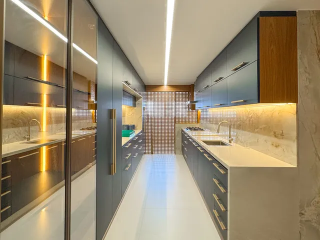 Imagem 8: Apartamento de 4 Suítes, Frente para o Mar, Totalmente Reformado, Montado e Climatizado, 4 Vagas na Praia de Itaparica