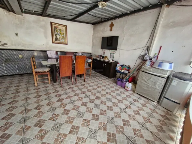 Imagem 16: Casa com 4 Quartos e 2 Edículas Anexos À Venda - Bairro Eymard