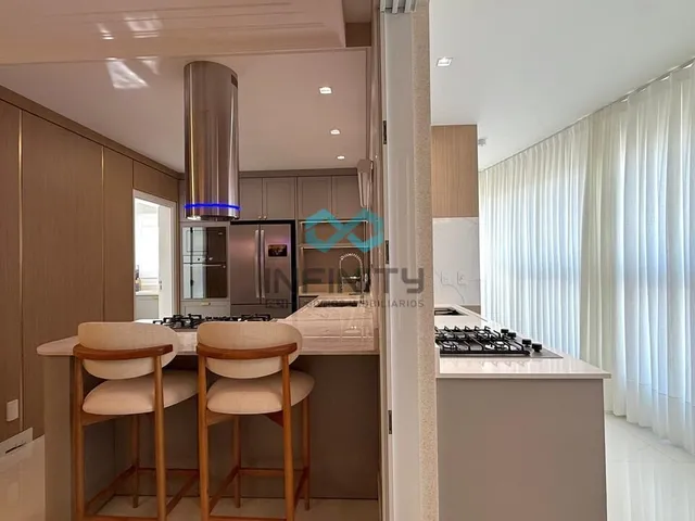 Imagem 9: Quatro Suítes Finamente Mobiliado e Decorado