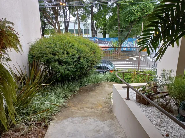 Imagem 13: Casa Jundiaí Loja com 4 banheiros