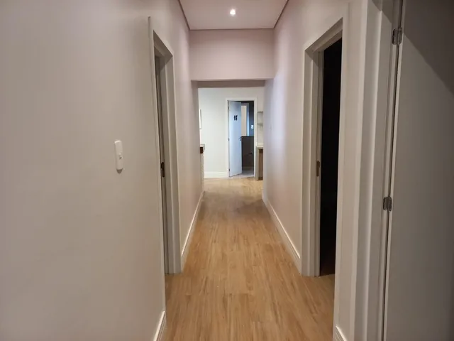 Imagem 6: Casa Jundiaí Loja com 4 banheiros