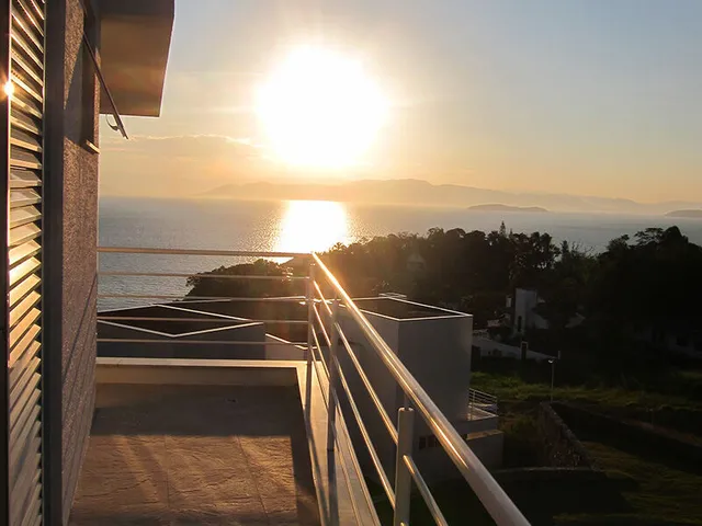 Imagem 15: Casa Alto Padrão com 3 Dormitórios em Cacupé