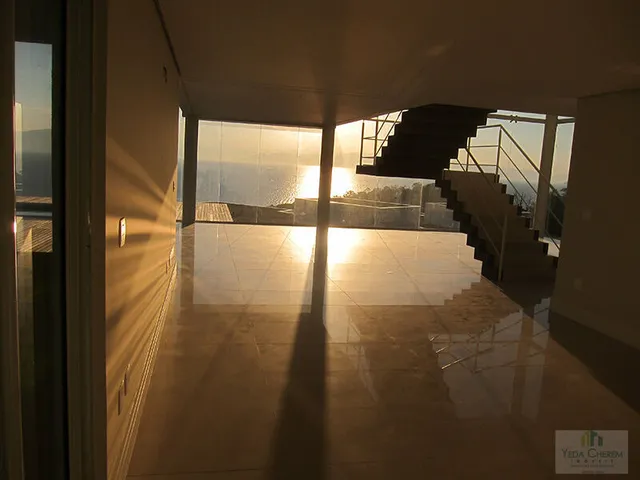 Imagem 4: Casa Alto Padrão com 3 Dormitórios em Cacupé