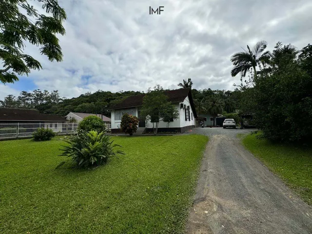 Imagem: Casa À Venda no Bairro Centro - Pomerode/Sc