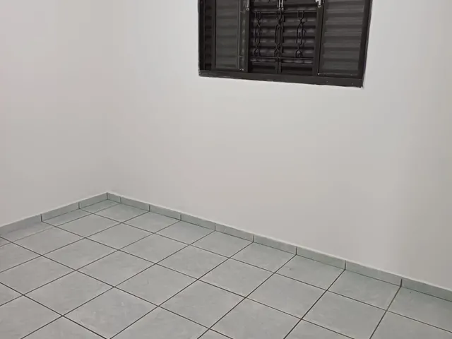Imagem 2: Casa com 2 Dormitórios para Locação na Vila Gilcy