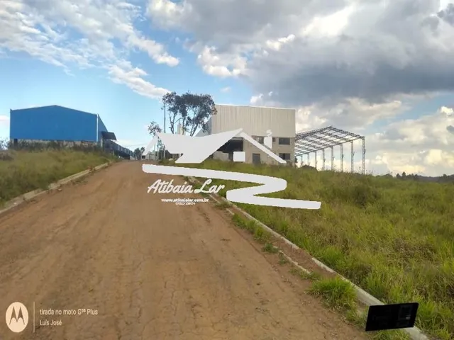 Imagem 2: 0 Galpão / depósito com 4 vagas na garagem