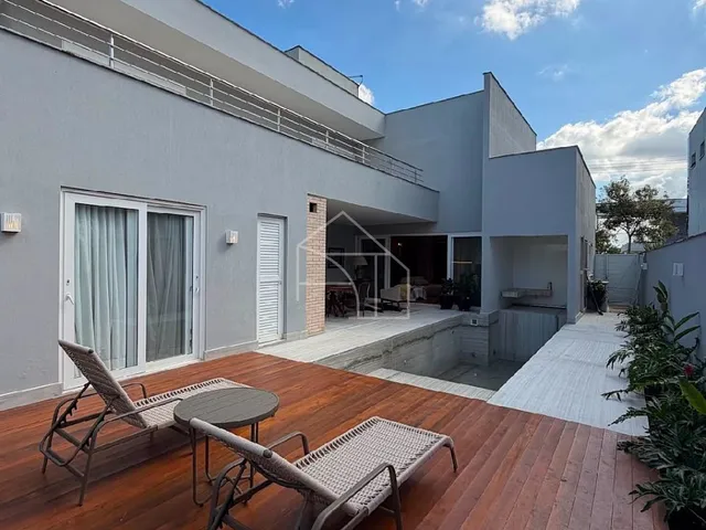 Imagem 9: Casa Porteira Fechada no Alphaville Jacuhy - 4 Suítes, Piscina e Sauna
