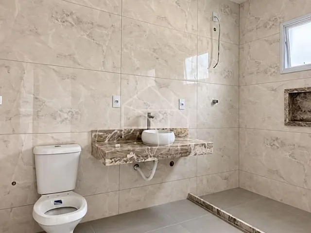 Imagem 3: Casa Linear de 4 Quartos com 3 Suítes - Alphaville Jacuhy