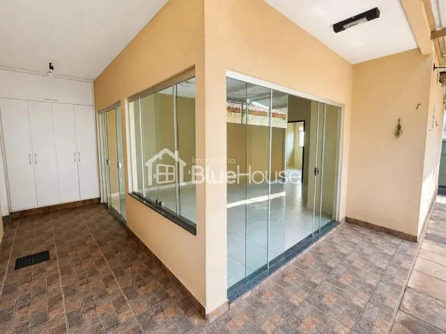 Imagem 2: Casa Térrea 3 Quartos com Suíte no Setor Campinas - Goiânia - Próxima Ao Comércio Local