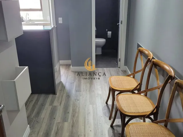 Imagem: Sala Comercial Semi-Mobiliada na Trindade