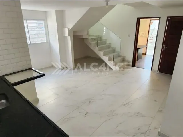 Imagem 9: Casa Triplex com Piscina no Portal do Poço