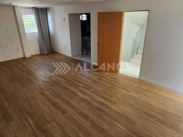 Imagem 7: Casa Triplex com Piscina no Portal do Poço