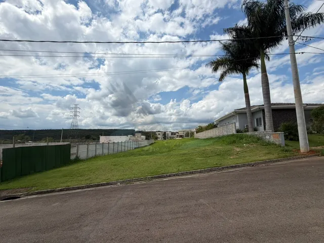 Imagem: Terreno em Condomínio Pronto para Construir