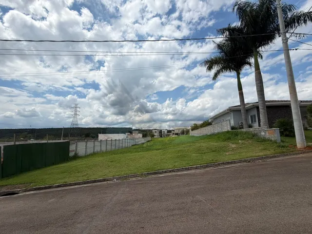 Imagem 2: Terreno em Condomínio Pronto para Construir no Residencial 7 Lagos