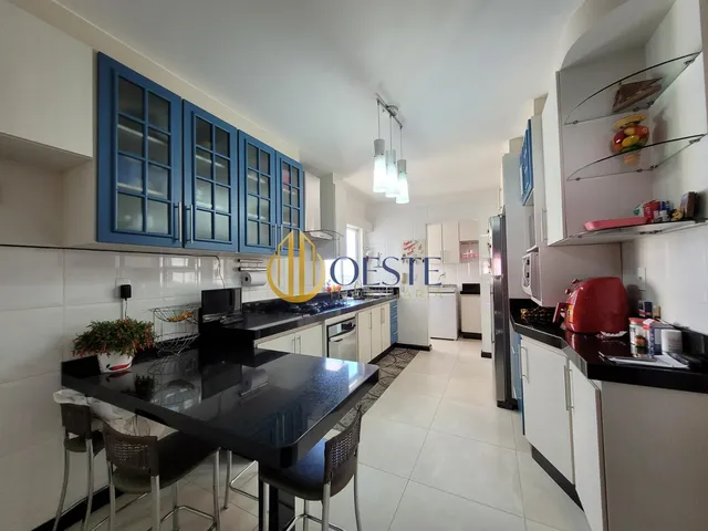Imagem 4: Apartamento Semimobiliado com Suíte e Vaga Dupla de Garagem