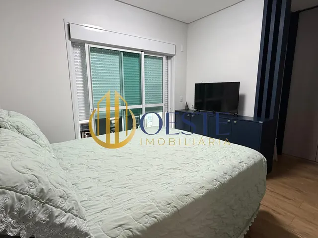 Imagem 5: Apartamento Semimobiliado com Suíte, Depósito e 2 Vagas de Garagem